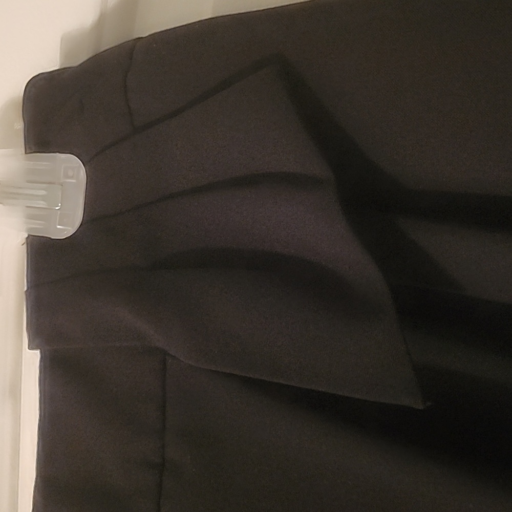 Skirt - Picture 2 of 3
